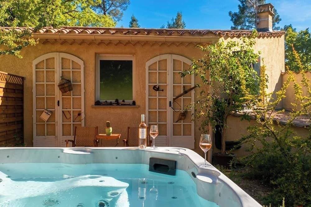 Charmante Cottages, ein privates Spa und ein privater Garten 1