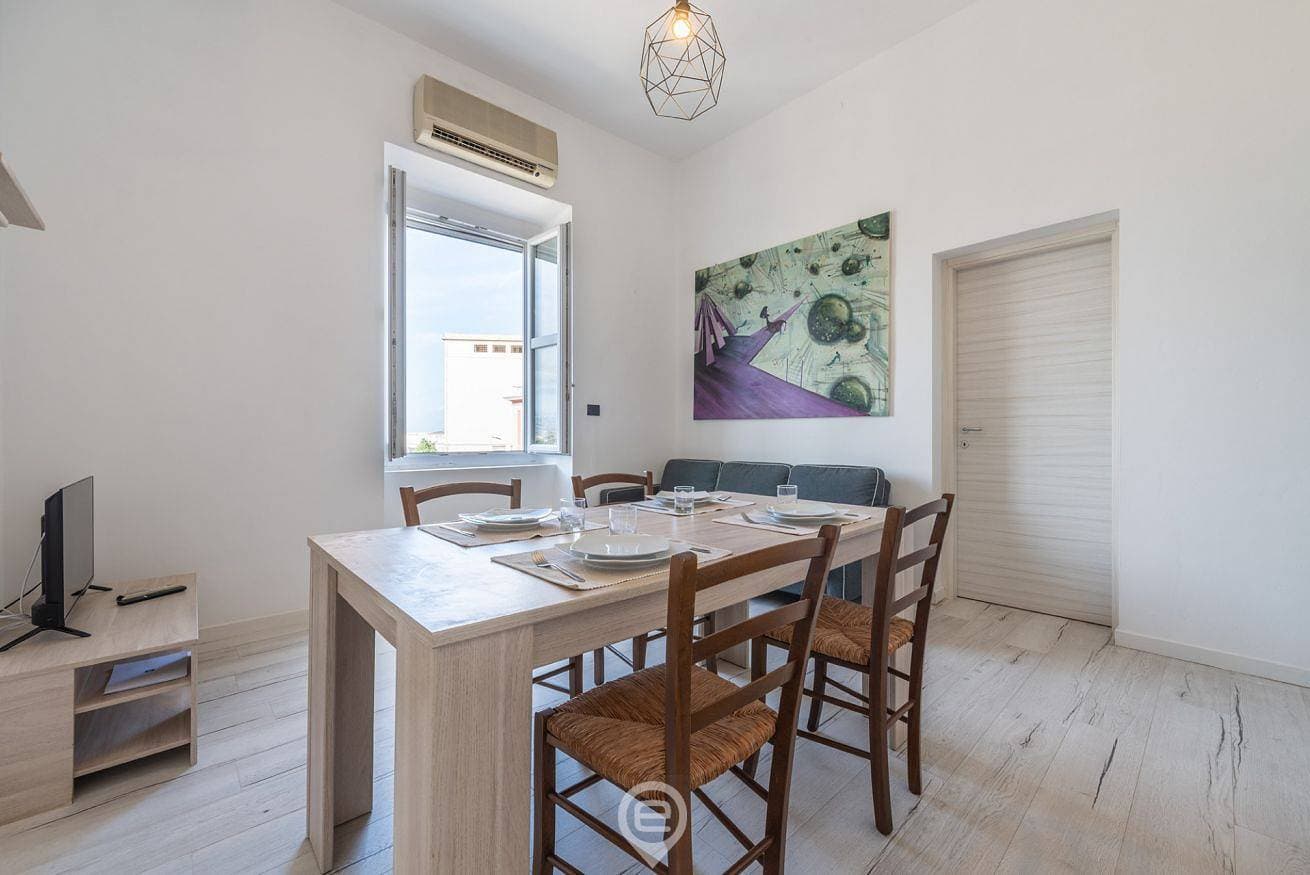 Foto 4 von 30: Ferienwohnung für 4 Personen mit Balkon/Terrasse