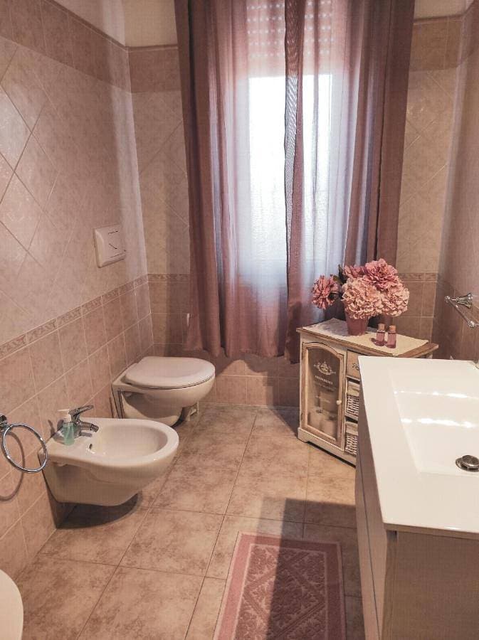 Foto 4 von 13: Double or Twin Room with Private Bathroom