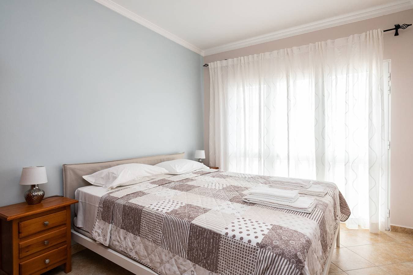 Foto 4 von 34: 2 Schlafzimmer Villa mit Parkplatz und Terrasse by AlgarveManta (4V2)