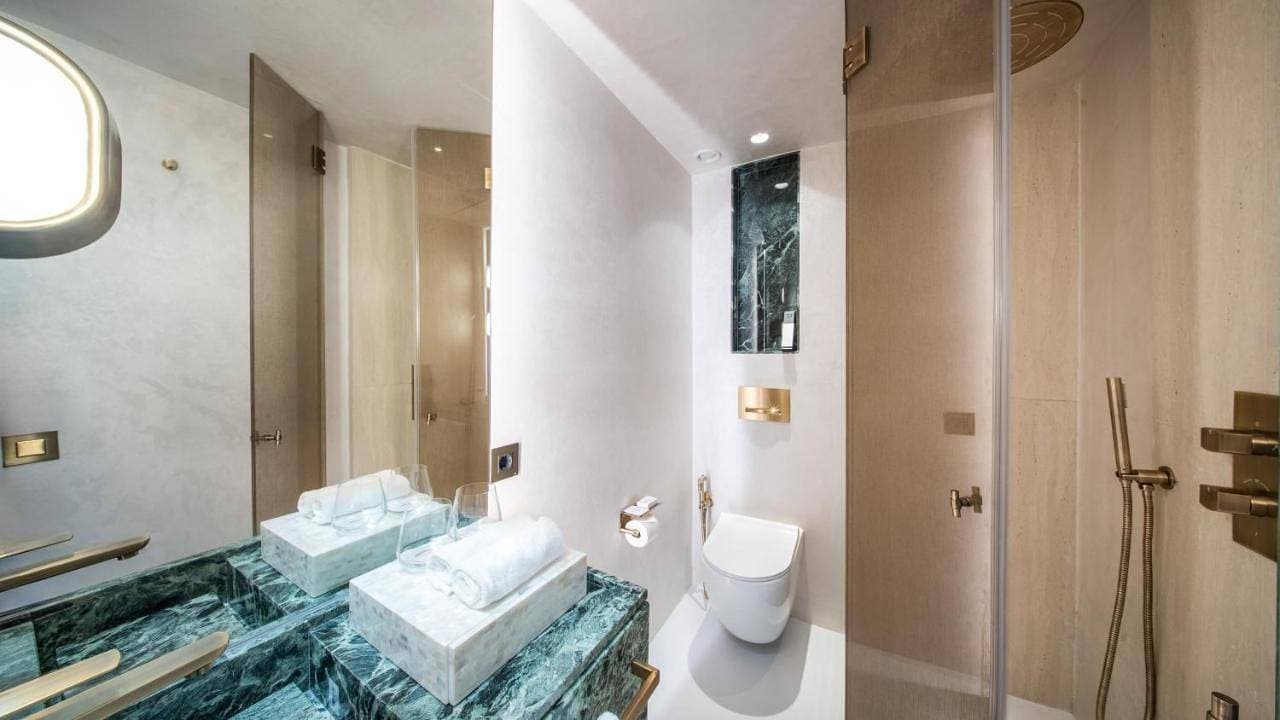 Foto 8 von 9: Superior Room with 2 Single Beds- Entrance to Pacha Club Included