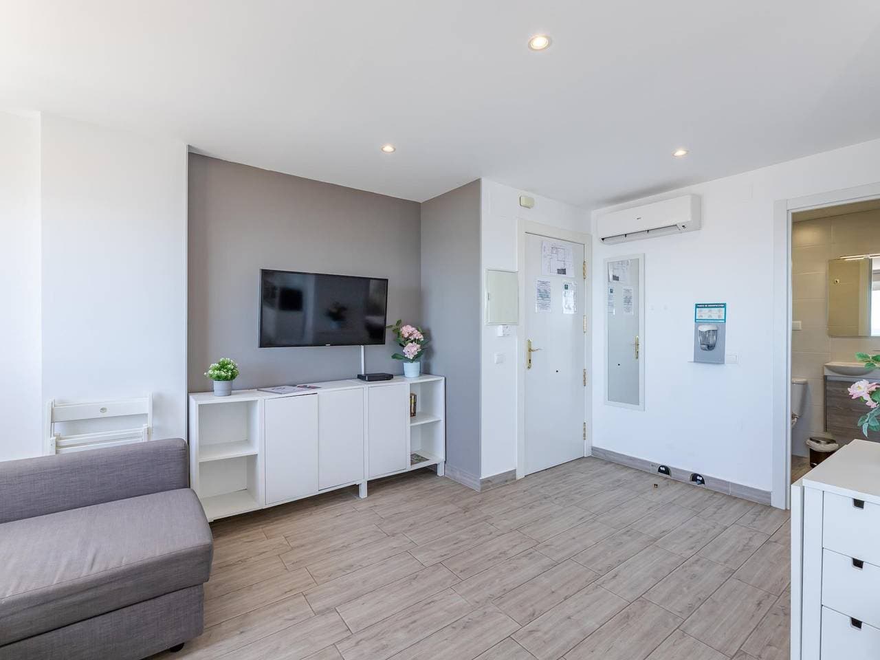 Foto 2 von 18: Ferienwohnung für 2 Personen mit Pool