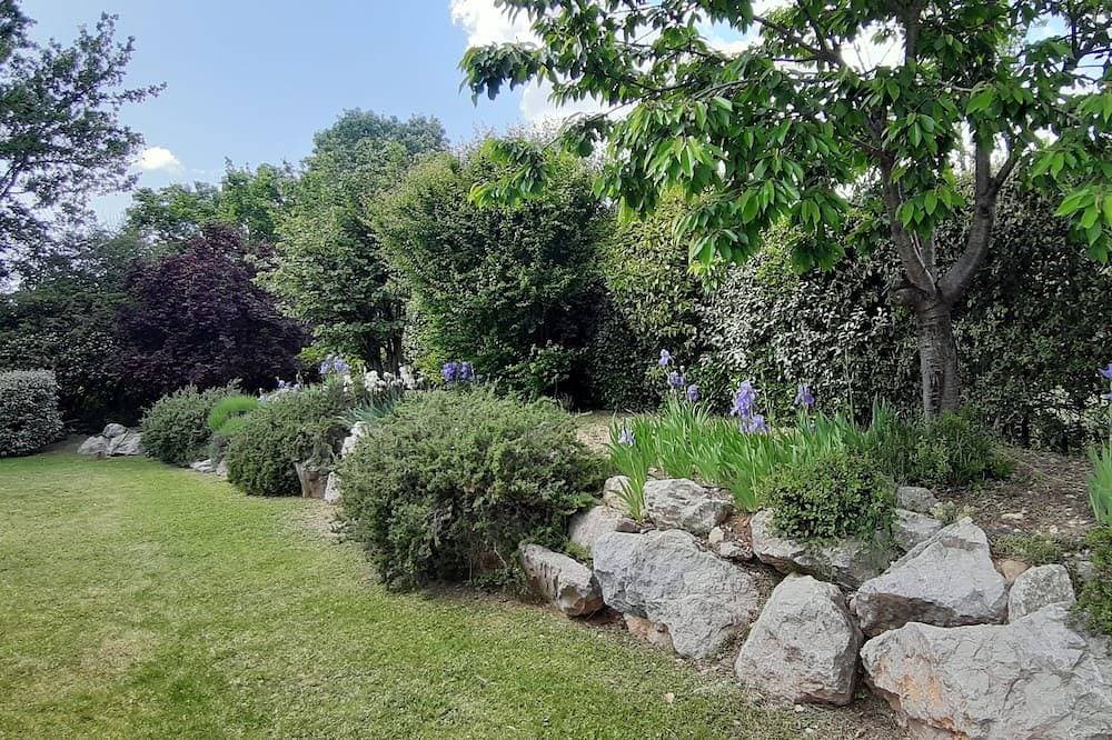 Foto 8 von 30: Elegante Villa mit privatem Garten in einer exklusiven Siedlung mit großem Pool