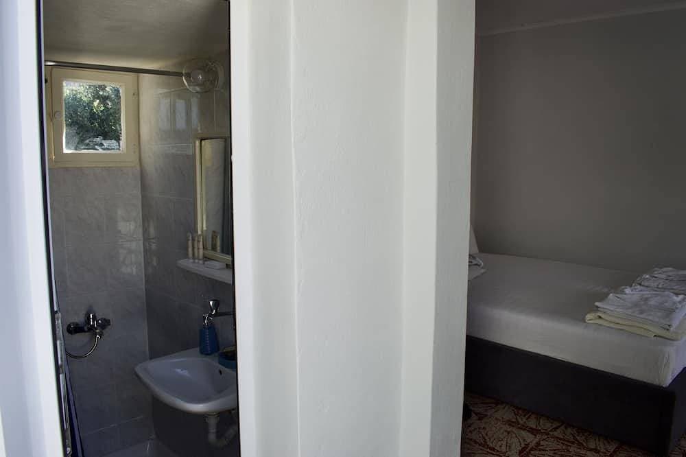 Foto 6 von 29: \"Spyros\" 1-Room Apartment - Simple, cozy, close to the beach