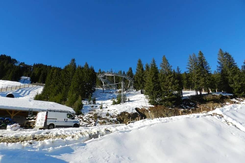 Foto 11 von 15: Bis 100m skipiste, blick tal/skipisten, balkon, parkmöglichkeiten, schließfach für die skier, 18m²