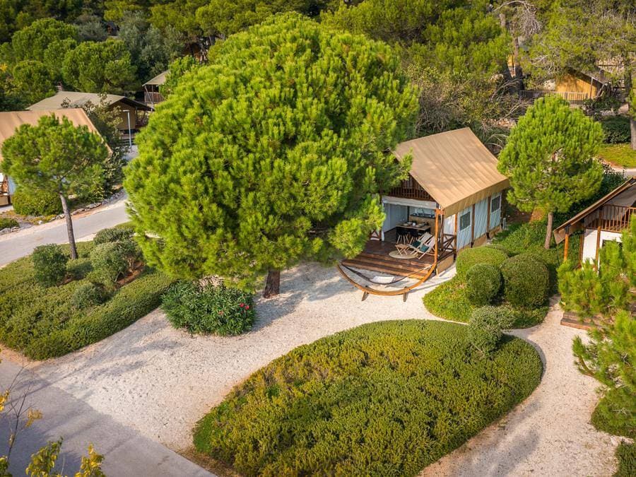 Foto 6 von 33: Arena One99 Glamping - Zelt 2 personen - Mini-Lodge