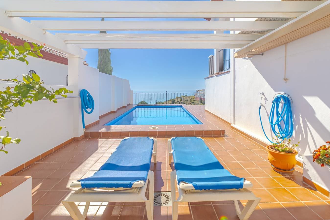 Foto 5 von 57: Villa für 4 Personen mit Terrasse