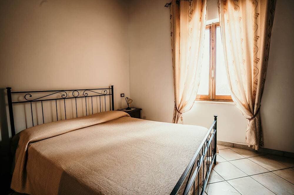 Foto 2 von 30: 6 Holiday Ribocchi: Depandance Gericht privaten eingezäunten