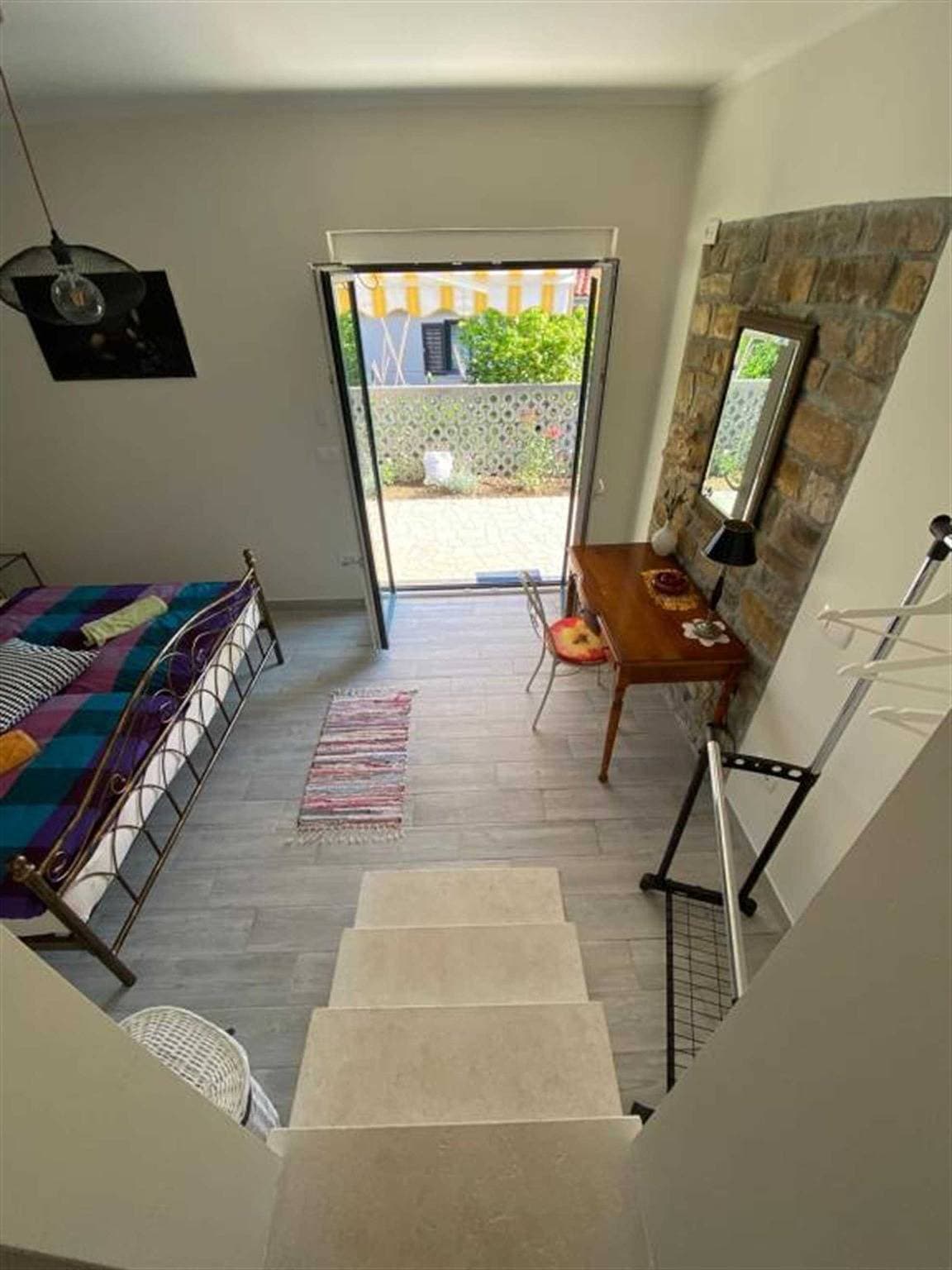 Foto 2 von 30: Ferienwohnung für 2 Personen mit Terrasse