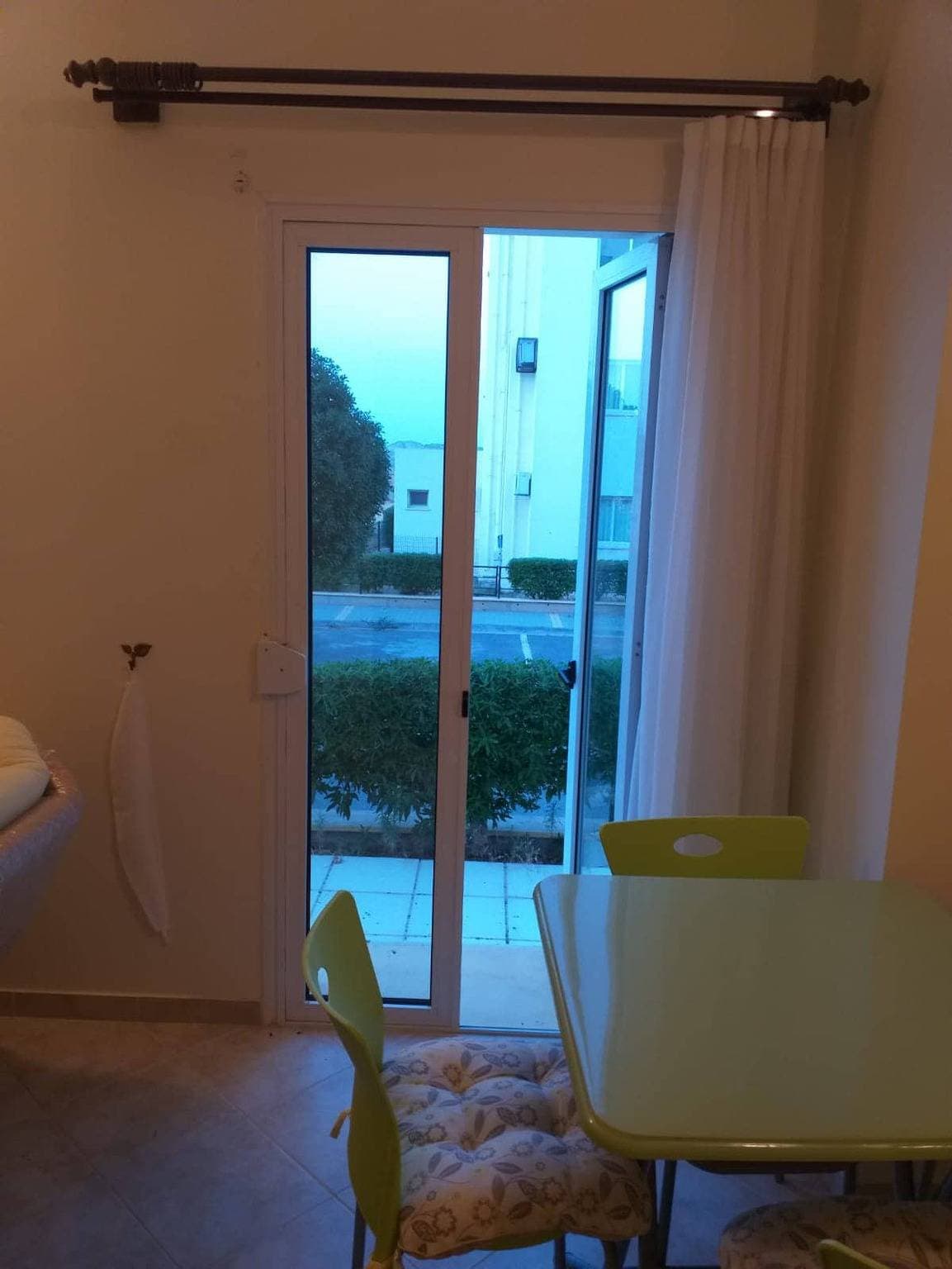 Foto 10 von 39: Ferienwohnung für 4 Personen mit Terrasse