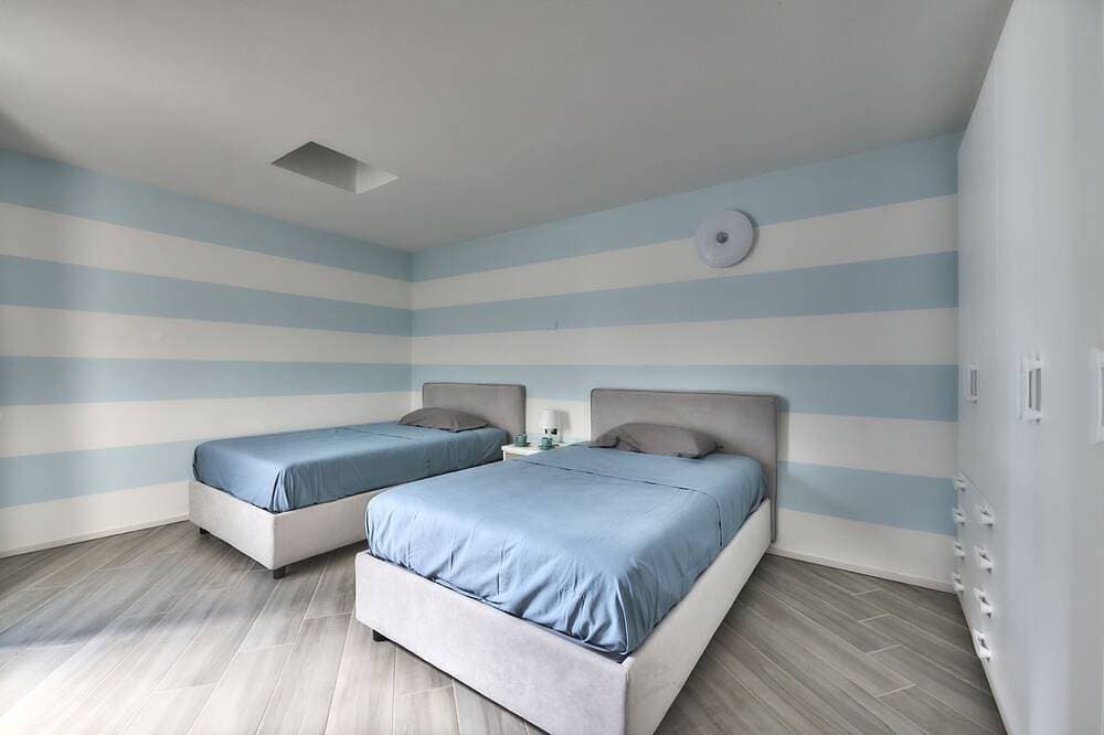 Foto 5 von 27: Within walking distance of the beach! A beautiful home in which to relax