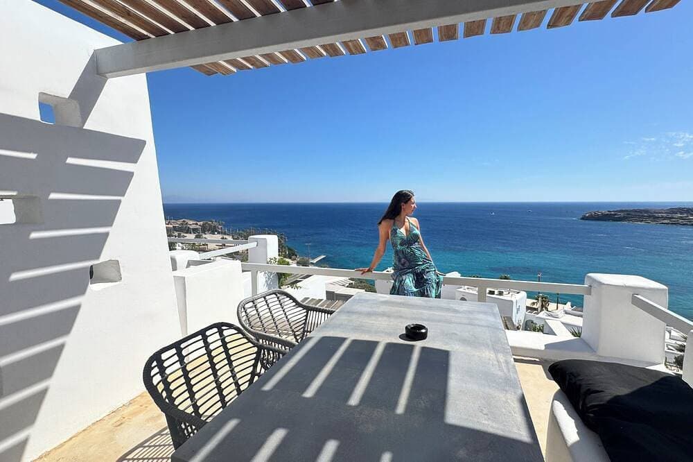 Foto 5 von 30: Studio 6 - Sea View, Shared Infinity Pool, Bar, Outdoor Gym, 4' from beach