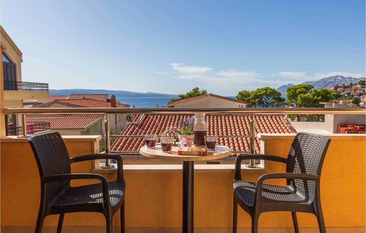 Foto 5 von 20: Apartment mit Meerblick, Terrasse, Parkplatz und WLAN, 700 m vom Strand entfernt