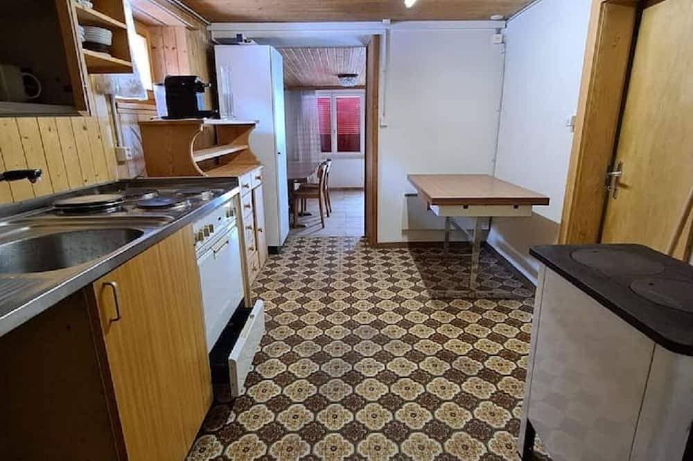Foto 7 von 7: Alleinstehende, idyllische Wohnung an guter Lage!