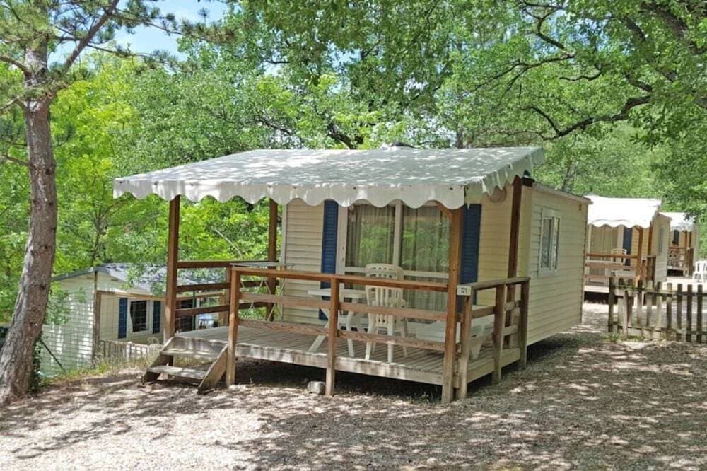 Foto 6 von 17: ZEcamping 3*  club enfant mobil-home TV 17m2 2 pers