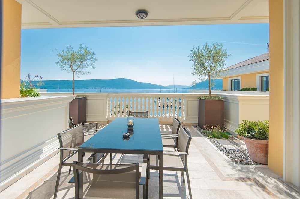 Foto 10 von 23: Luxus Regent Penthouse mit Meer und Bergblick für 6 Personen