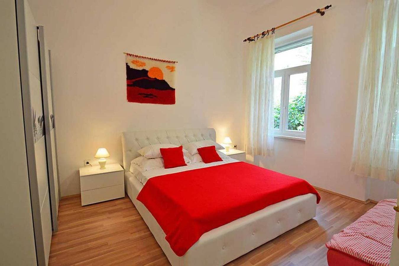 Foto 4 von 12: Top location sea view apartment Rajan