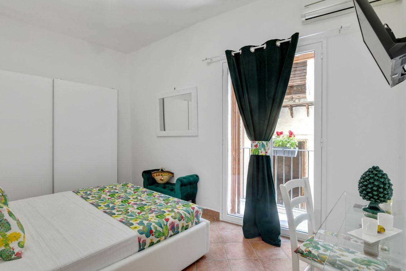 Foto 5 von 15: Ferienwohnung für 3 Personen mit Balkon/Terrasse