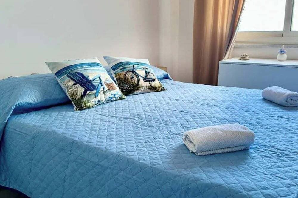 Foto 3 von 13: Cozy 1-bedroom apartment in front of the sea