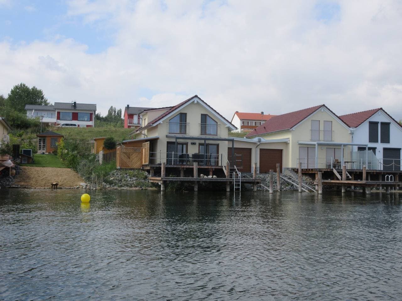 Foto 3 von 40: Seehaus Arielle mit Wassergrundstück