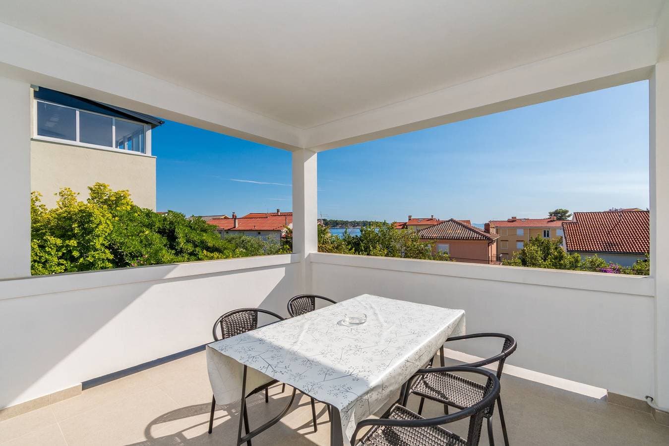 Apartments Mande 1