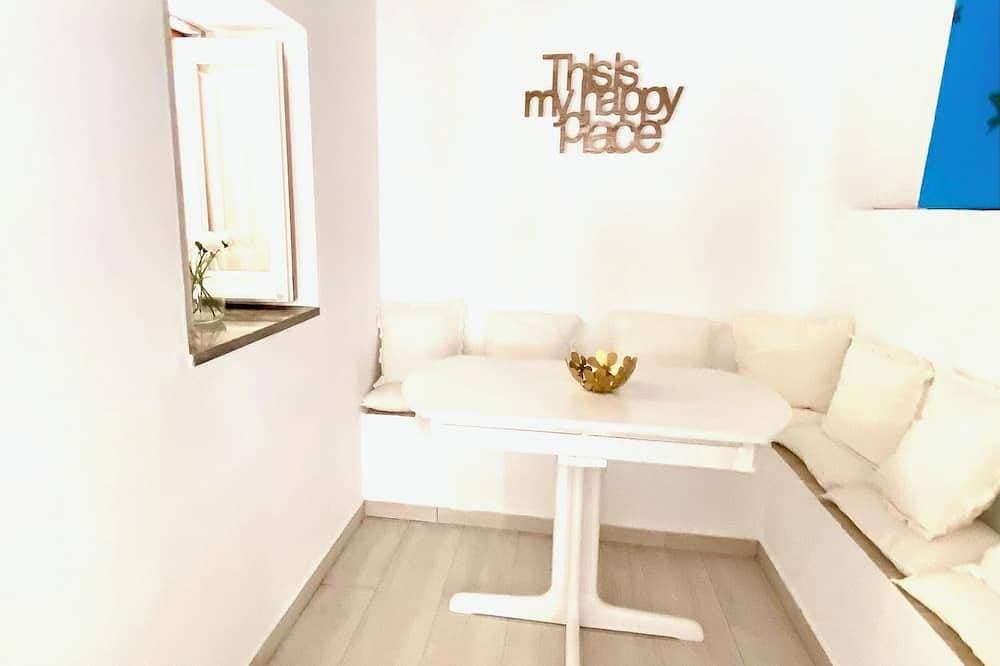 Foto 7 von 16: Charming townhome at Zenit Olhão with WiFi, AC