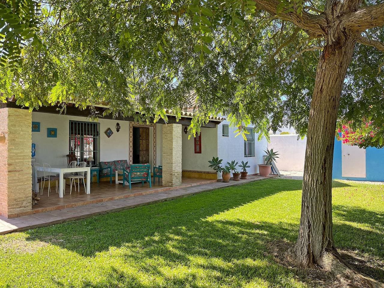 Foto 7 von 32: Freistehendes Ferienhaus mit grossem Garten und schönem Interieur