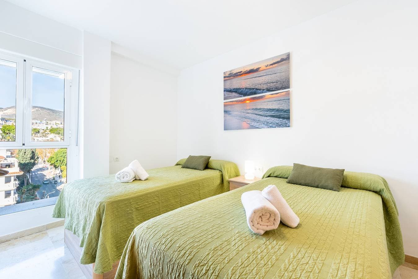 Foto 12 von 23: La Carihuela Beachfront II | Stilvoller Komfort am Meer