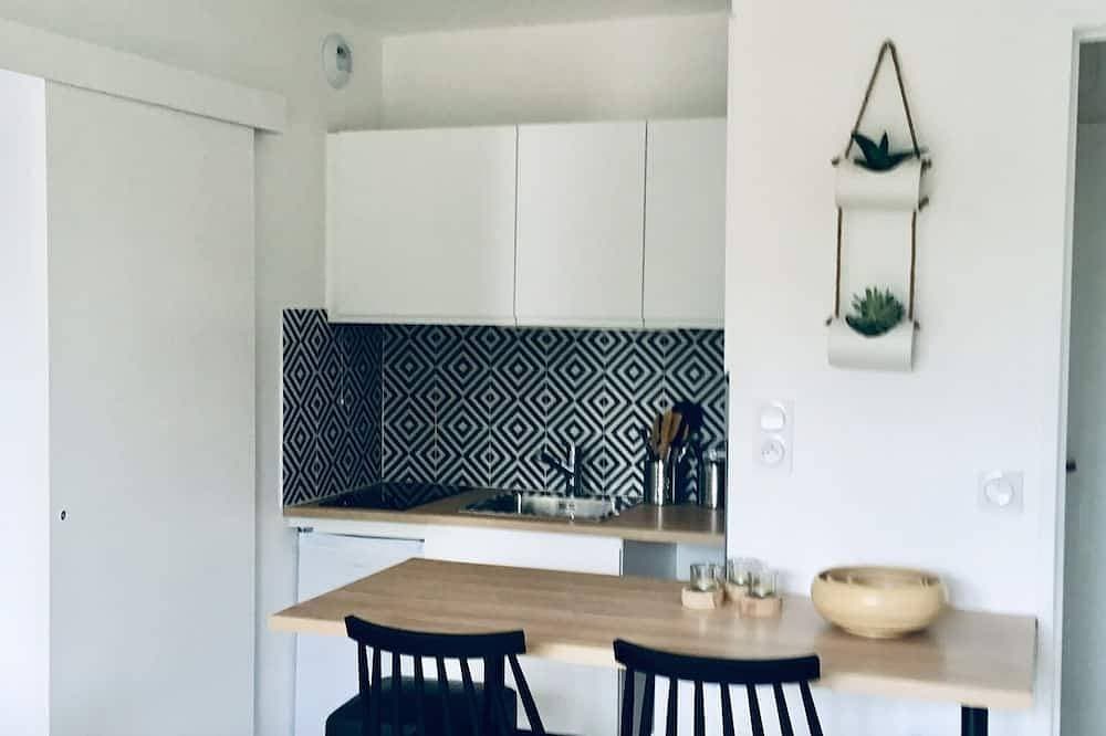 Foto 11 von 30: Komplett renovierte Wohnung mit direktem Zugang zum Meer (100 m) 2. Stock Aufzug