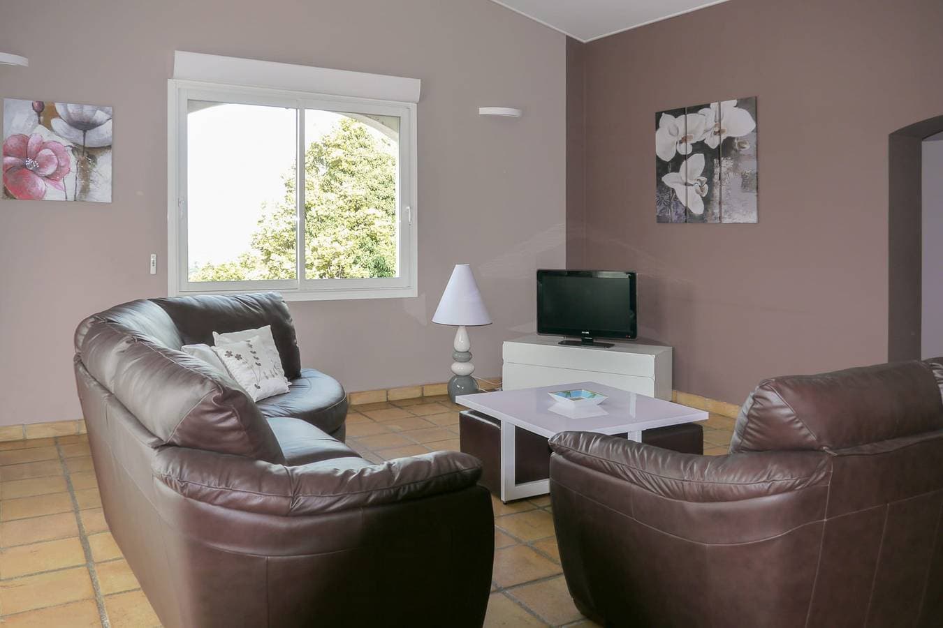 Foto 8 von 39: Villa für 8 Personen mit Terrasse