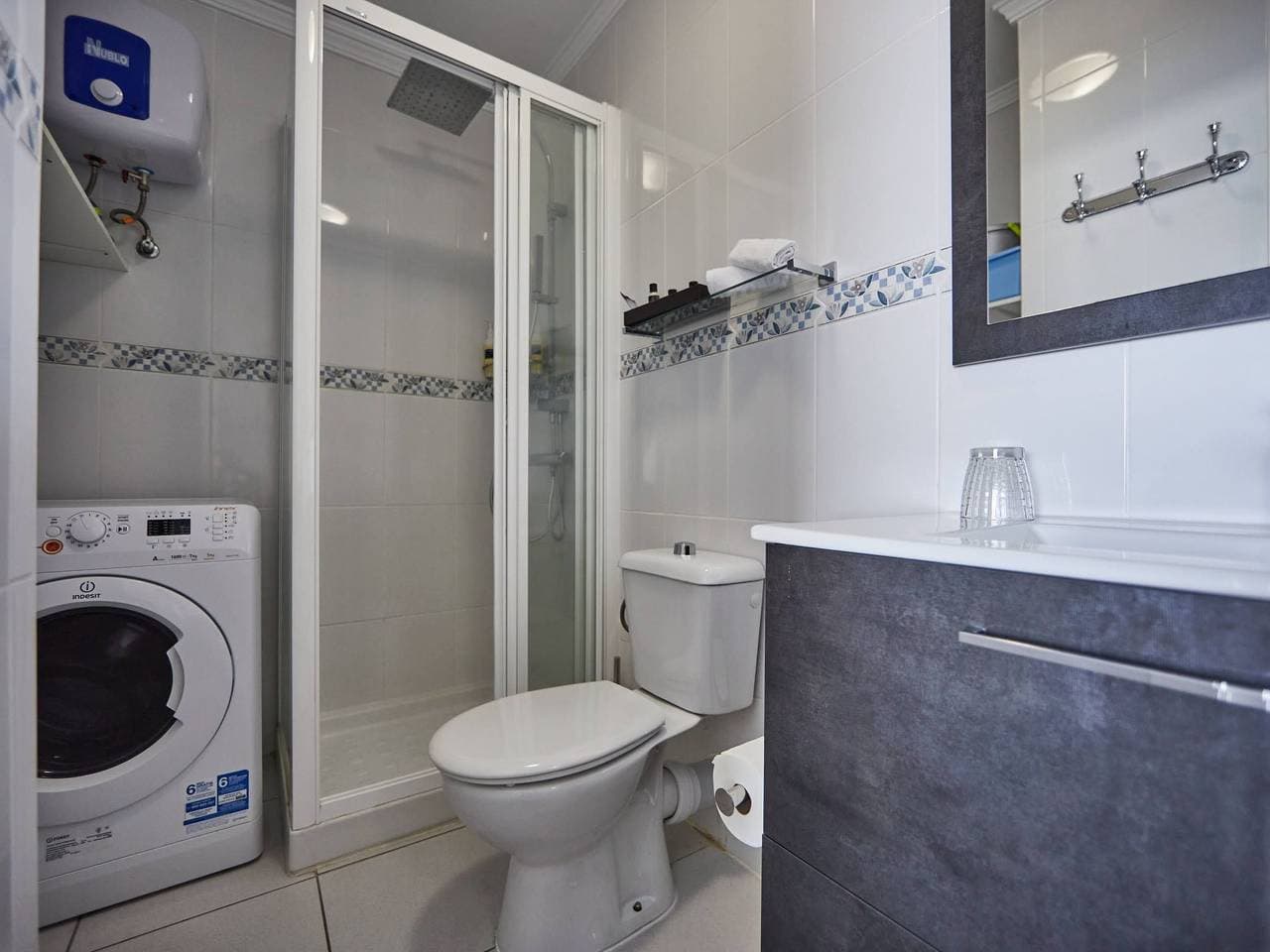Foto 13 von 29: Modernes Strandapartment mit atemberaubendem Meerblick