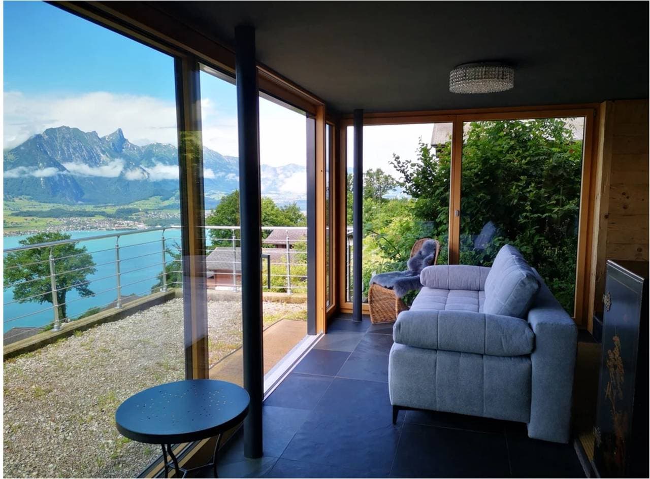 Foto 5 von 66: Chalet mit Panoramablick auf das Oberland und den Thunersee