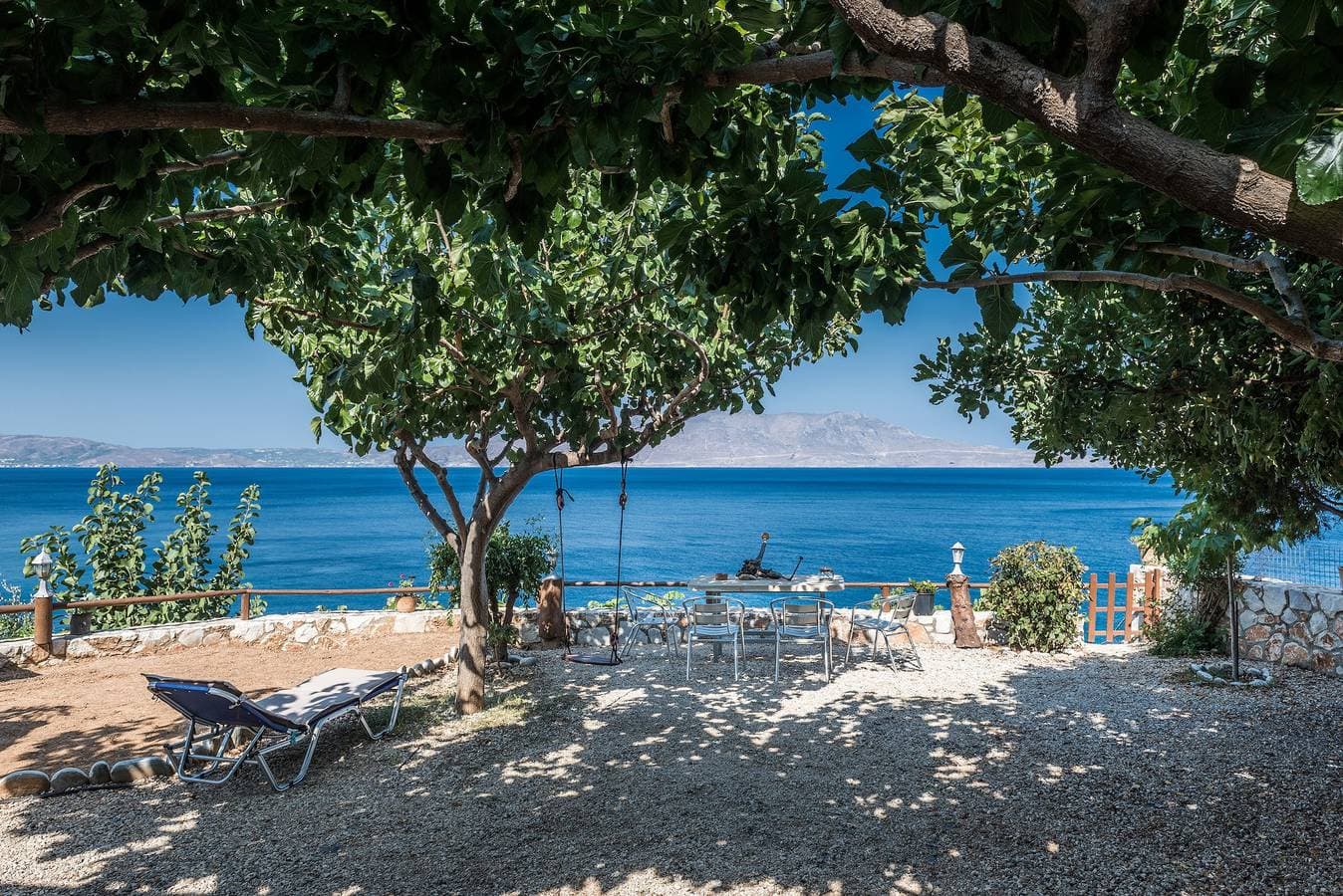 Foto 3 von 29: Apartment-ueber-dem-meer-privater-ort-zum-schwimmen