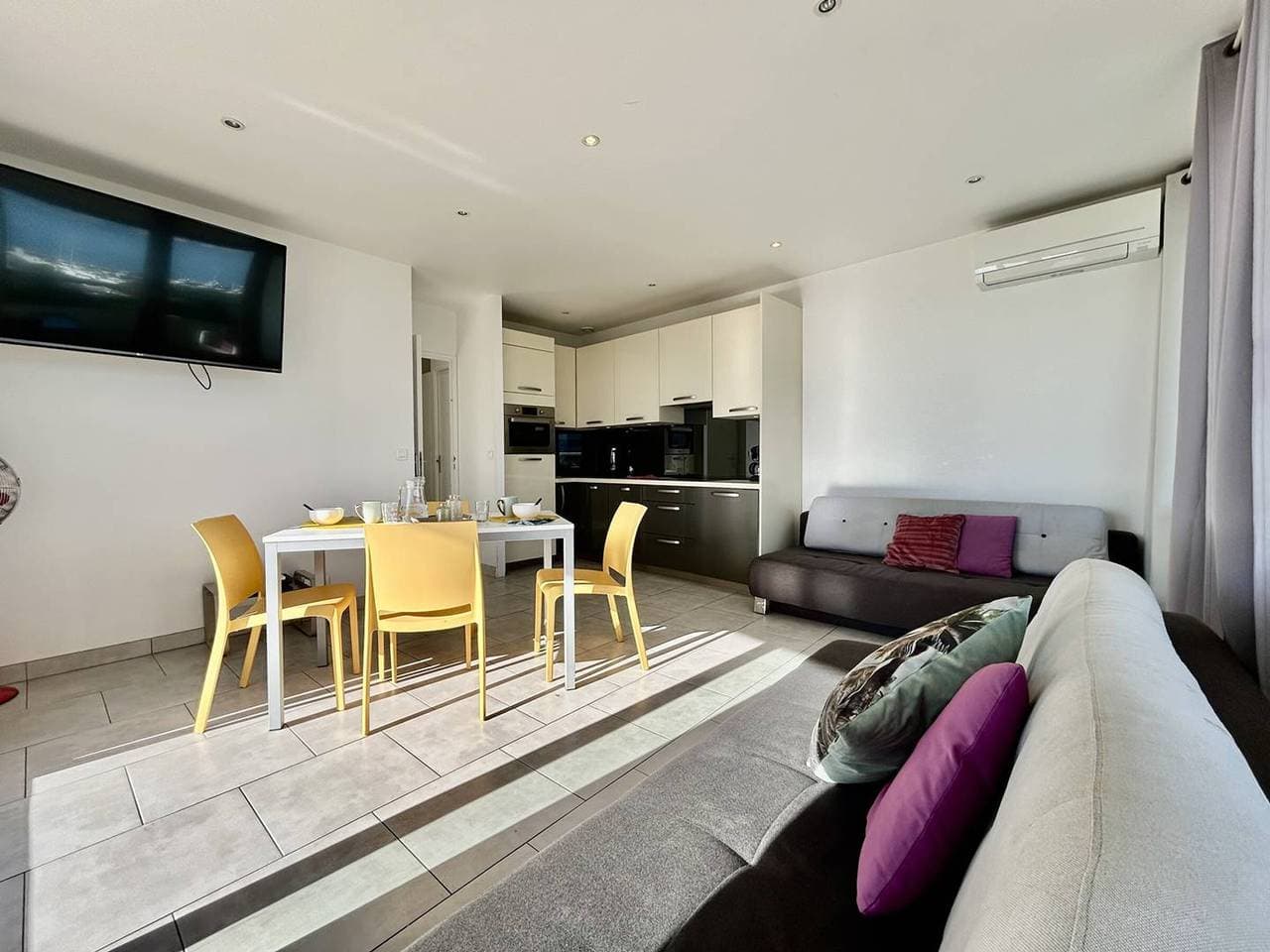 Foto 4 von 19: Wunderschöne 3-Zi.-Wohnung mit Terrasse und Parkplatz, 4 Schlafplätze, Villeneuve-Loubet Strand