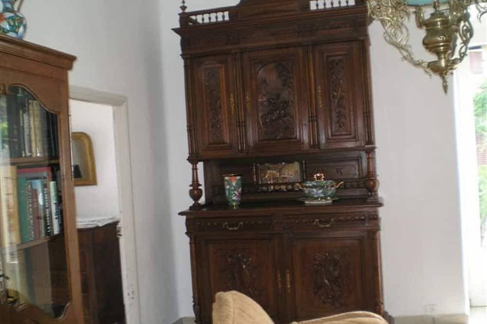 Foto 13 von 18: Haus von 100 m2 mit einem großen Steinterrasse