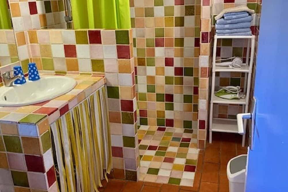 Foto 4 von 23: Vermietung, Haustiere Akzeptiert, Swimmingpool, Parkplatz, Privater Garten, WIFI