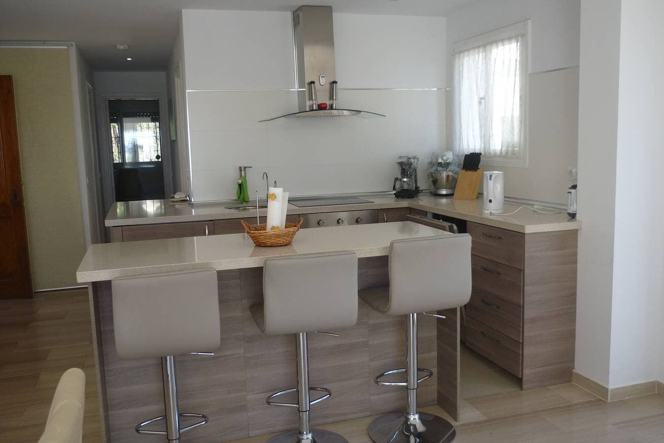 Foto 6 von 18: Fantastic Beachfront Apt El Faro - Arkadia Beach 8