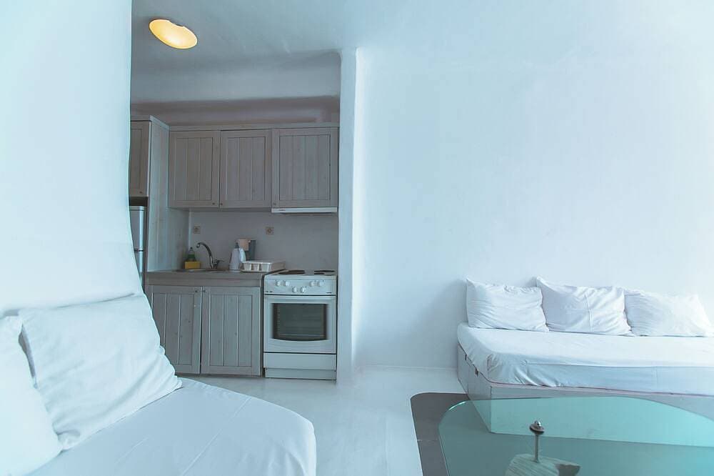 Foto 10 von 30: Superior Apartment 14- Sea View, Shared Infinity pool, Pool Bar, Gym