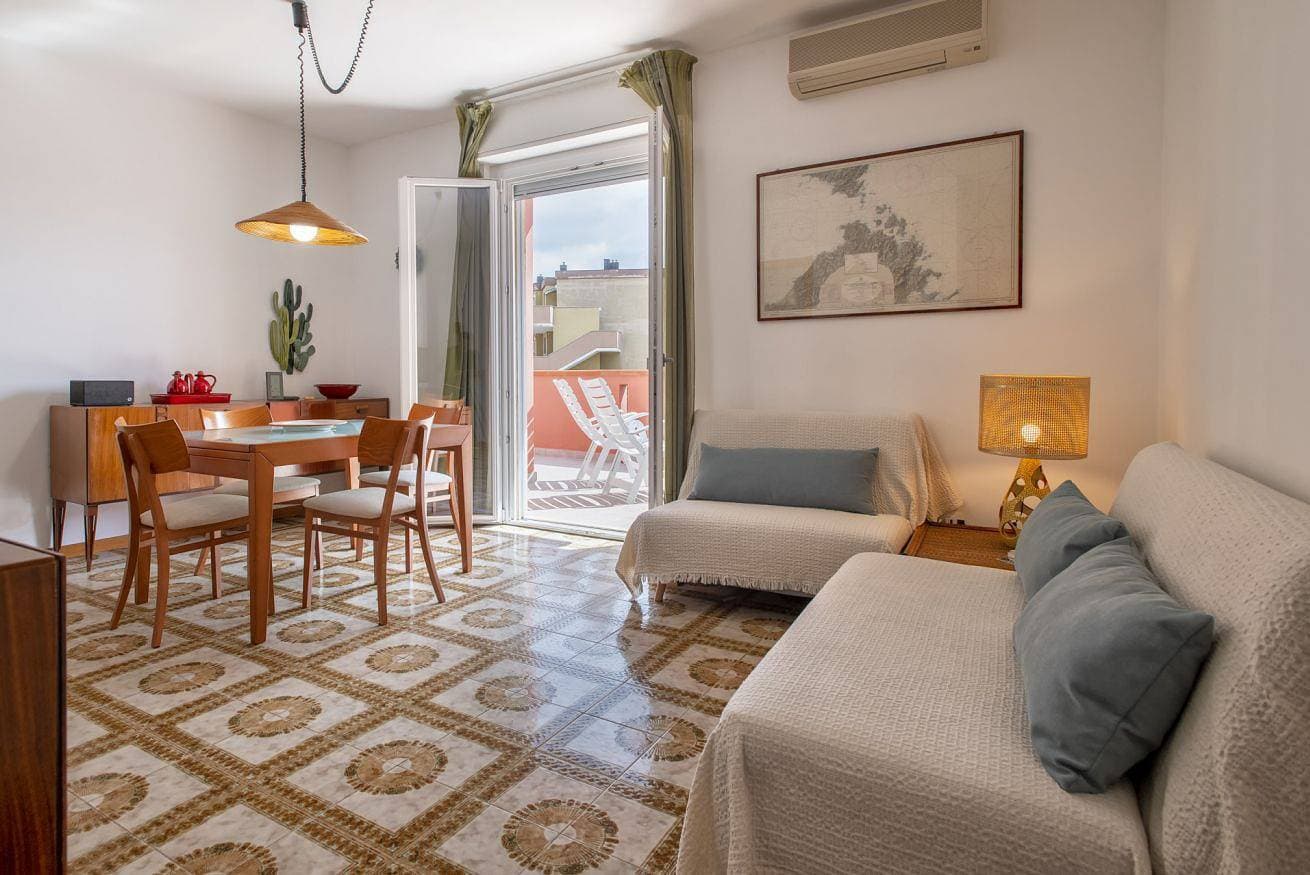 Foto 2 von 35: Ferienwohnung für 4 Personen mit Balkon/Terrasse
