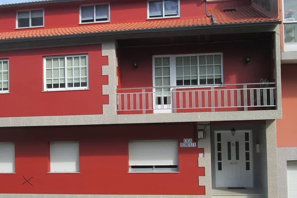 Foto 10 von 20: Bueu: Ferienwohnung - 3   Räume - 2/4   PersonenHaus mit Garten