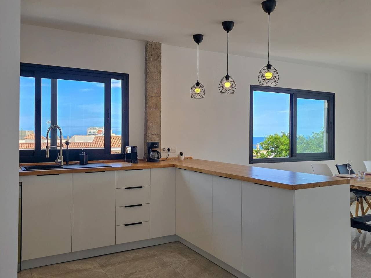 Foto 5 von 25: Beeindruckende Villa mit privatem Pool und Garage in Tabaiba