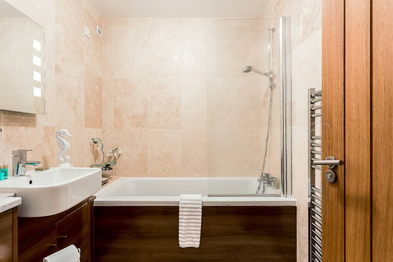 Foto 9 von 32: Sandy Shores - 2-bed flat on Sandbanks Peninsular
