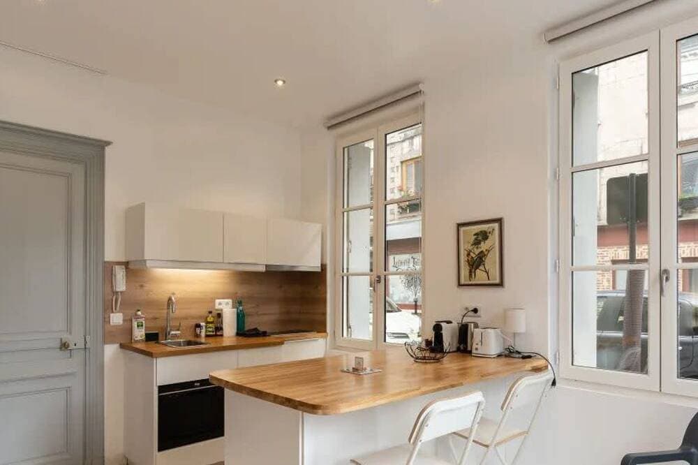 Foto 9 von 16: Studio Quélin 1 | Privater Garten & Terrasse | Stadtzentrum | 2 Personen