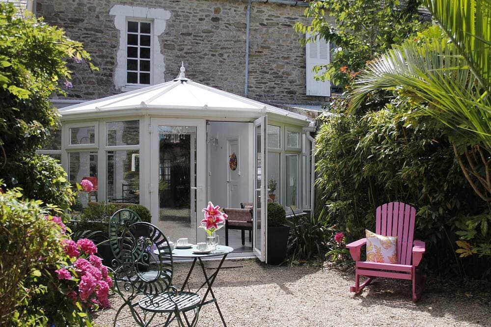 Ferienhaus auf der Halbinsel Cotentin mit exotischem Garten, sehr nah am Meer 1