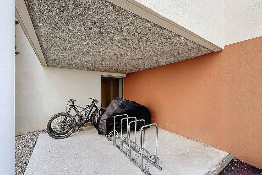Foto 9 von 22: Gemütliche 2-Zimmer-Wohnung mit Terrasse, WLAN und Parkplatz, 500 m zum Stadtzentrum & Thermen