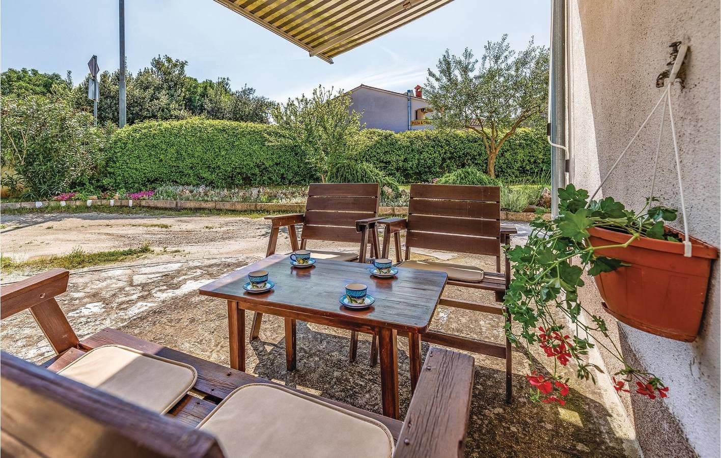 Foto 8 von 23: Gemütlich, 2,5 km von der Küste entfernt – moderne Wohnung mit Terrasse und kostenlosen Parkplätzen