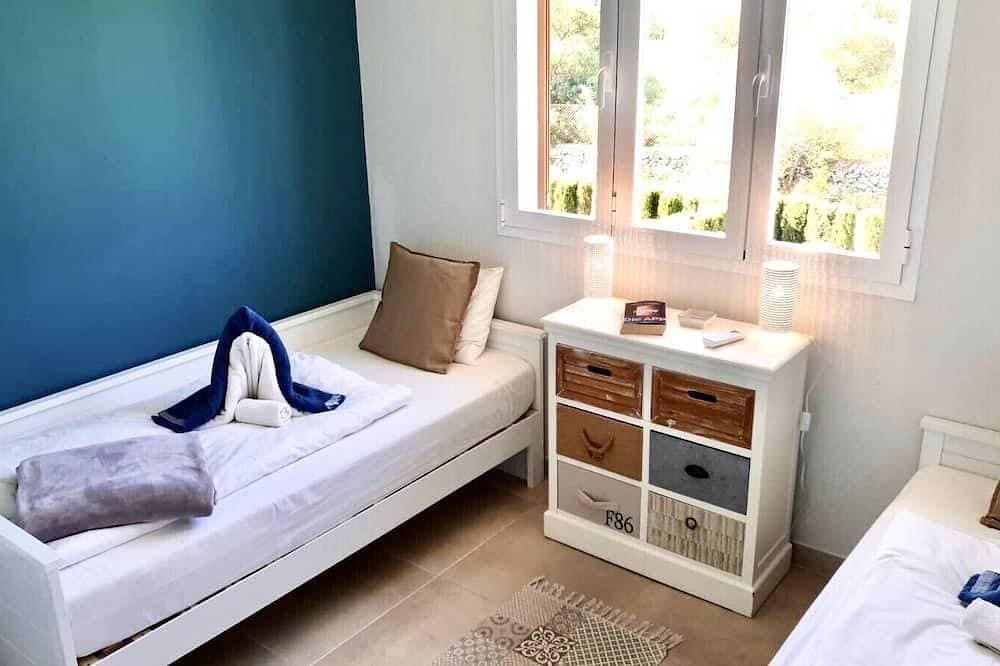 Foto 7 von 30: Familienfreundliche Villa mit Pool, Internet, Klimaanlage, Waschm., Trockner