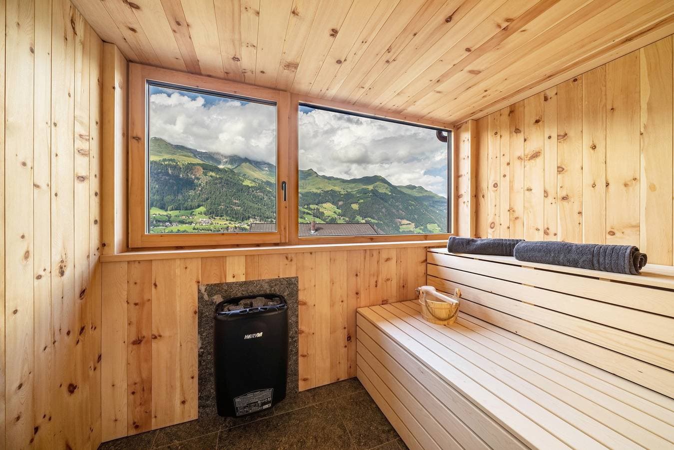 Foto 2 von 31: Ferienwohnung 'Mucher Jakob' mit Bergblick, privater Terrasse und WLAN