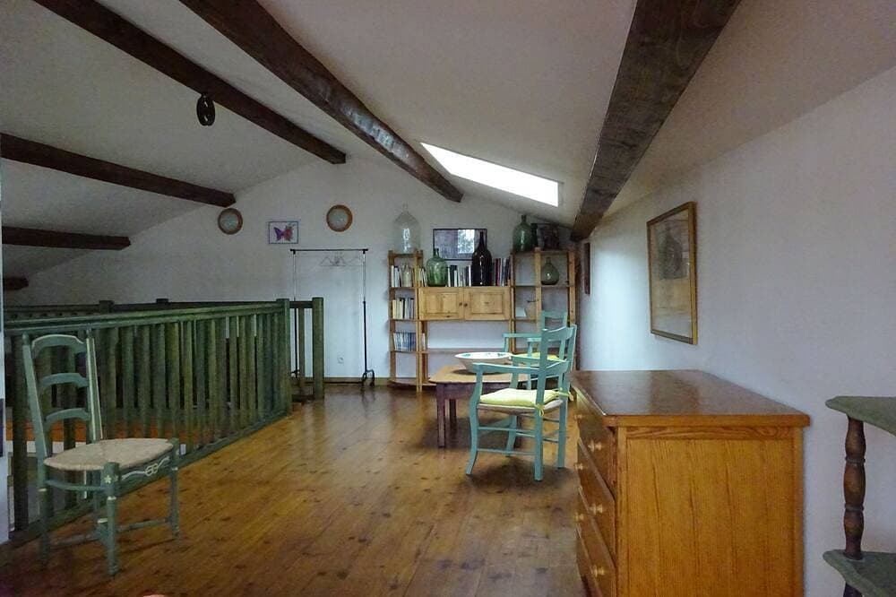 Foto 13 von 16: Authentic village house with