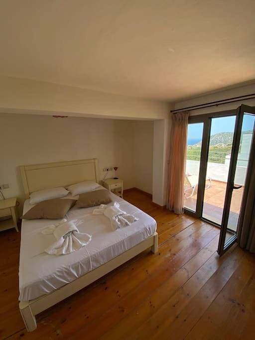 Foto 10 von 33: EcoHorizon Villa, near Heraklion